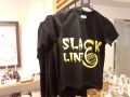 スラックTシャツ